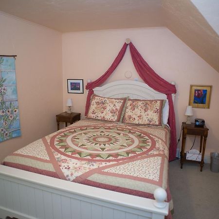 Willow Pond Bed And Breakfast Grand Junction Exteriör bild